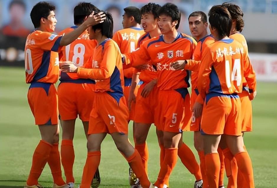 德甲MVP前腰确定2026年中超6月份夏窗,将跟鲁能正式签约,值得期待